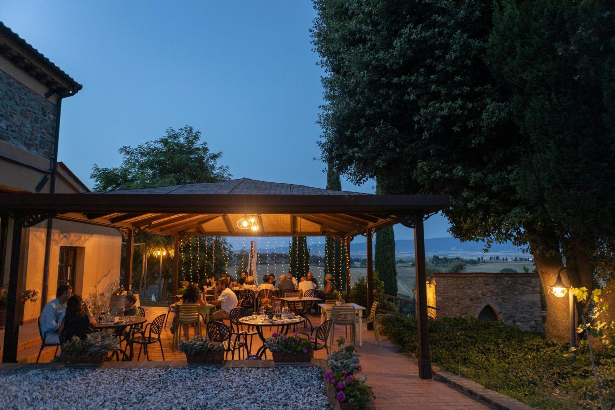 Agriturismo Cappellese Castelnuovo della Misericordia Exterior foto